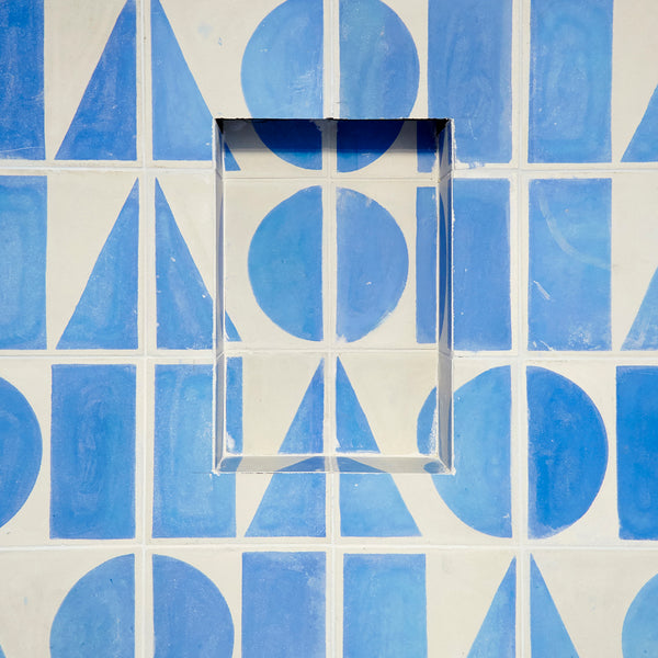 Split Shift Tile Azure 1
